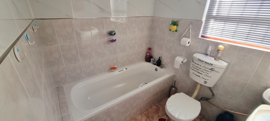 3 Bedroom Property for Sale in Gonubie Eastern Cape